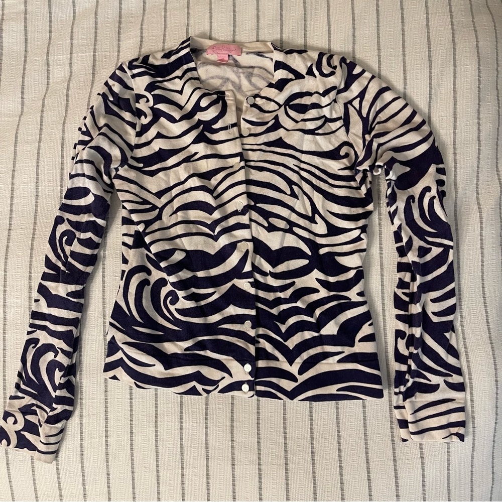 Cardigan - Picture 2 of 6